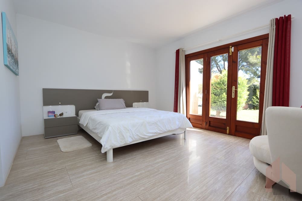 6 bedroom Villa for sale in Javea / Xabia - € 1,900,000 (Ref: 9720650)