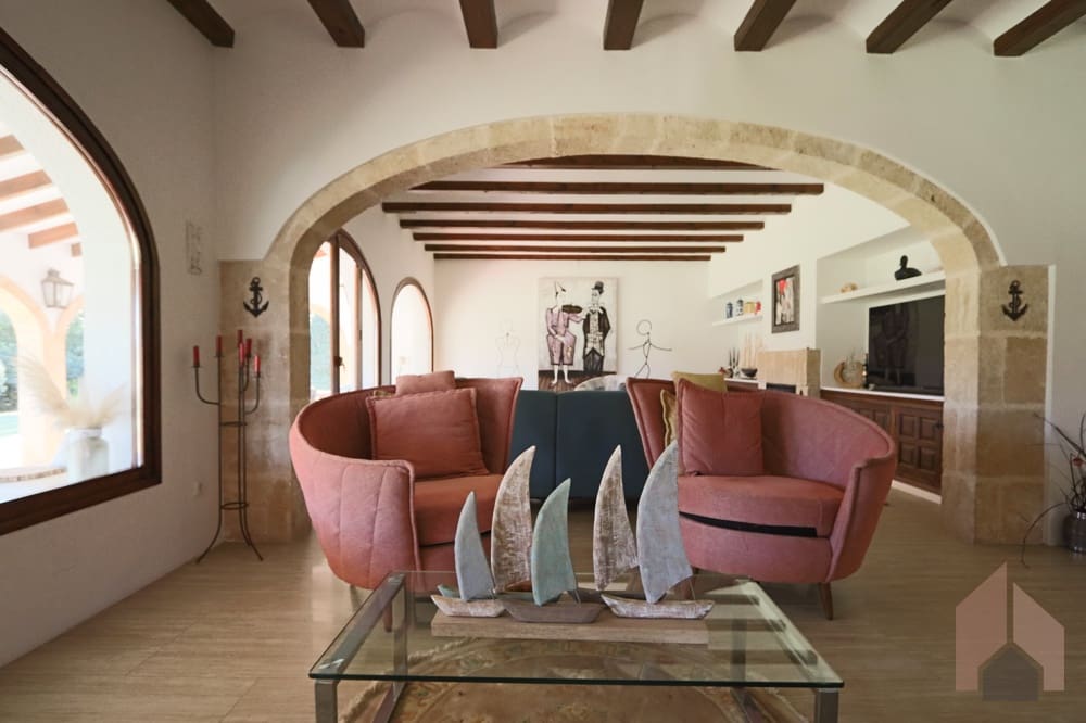 6 bedroom Villa for sale in Javea / Xabia - € 1,900,000 (Ref: 9720650)