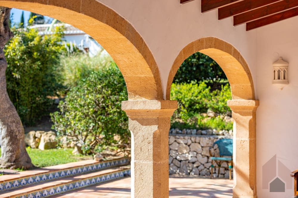 6 bedroom Villa for sale in Javea / Xabia - € 1,900,000 (Ref: 9720650)