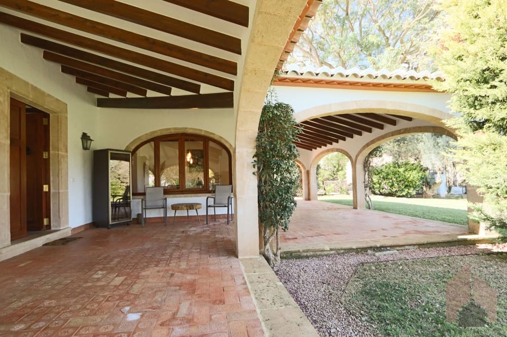 6 bedroom Villa for sale in Javea / Xabia - € 1,900,000 (Ref: 9720650)