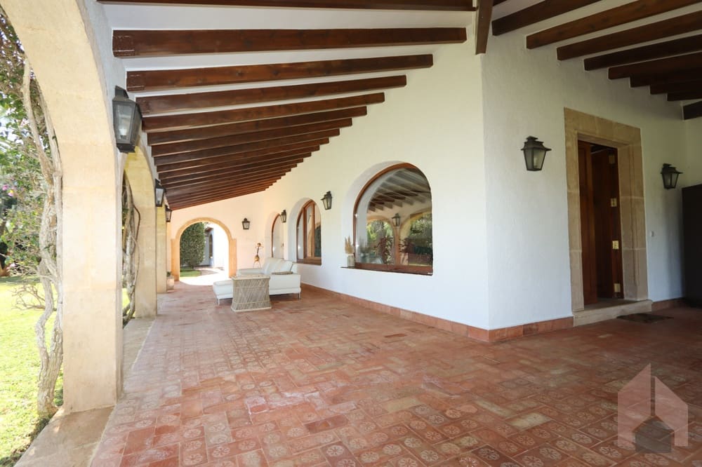 6 bedroom Villa for sale in Javea / Xabia - € 1,900,000 (Ref: 9720650)