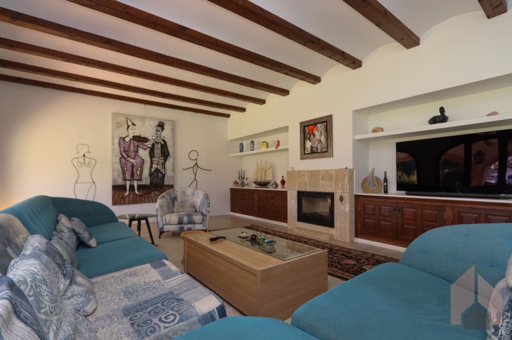 6 bedroom Villa for sale in Javea / Xabia - € 1,900,000 (Ref: 9720650)