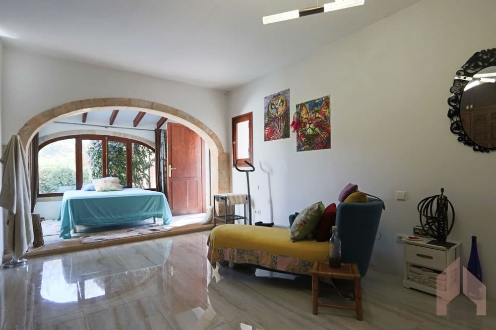 6 bedroom Villa for sale in Javea / Xabia - € 1,900,000 (Ref: 9720650)