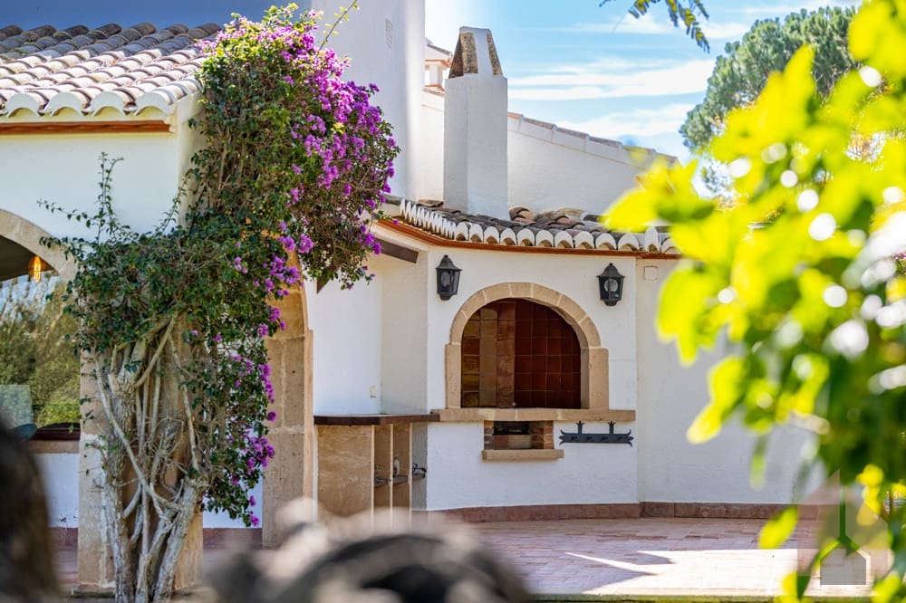 6 bedroom Villa for sale in Javea / Xabia - € 1,900,000 (Ref: 9720650)