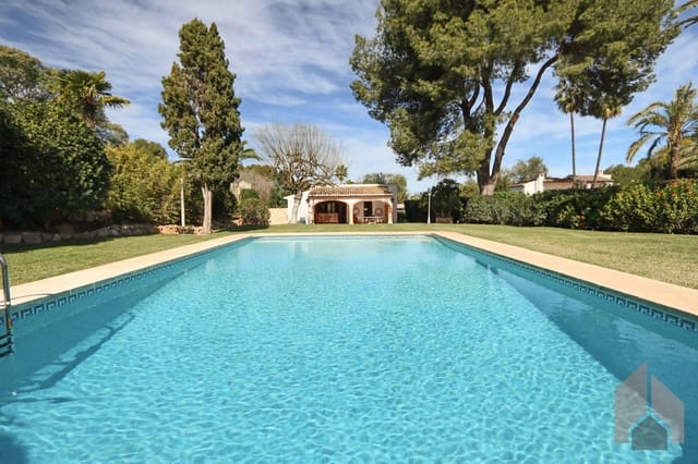 6 bedroom Villa for sale in Centro ciudad, Javea / Xàbia - € 1,900,000 (Ref: 9720650)