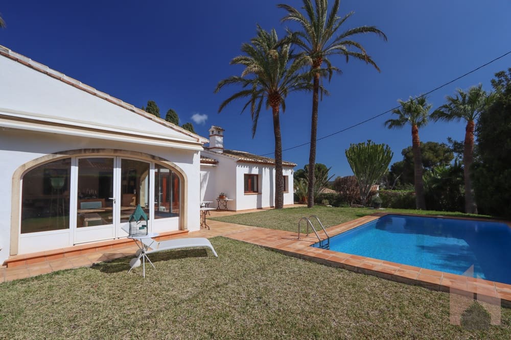3 bedroom Villa for sale in Javea / Xabia - € 895,000 (Ref: 9723464)