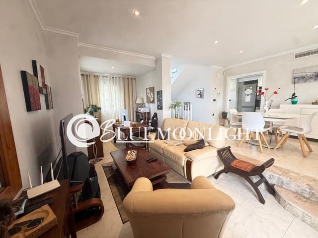 3 Zimmer Villa zu verkaufen in Peñíscola mit Pool Garage - 560.000 € (Ref: 10141369)