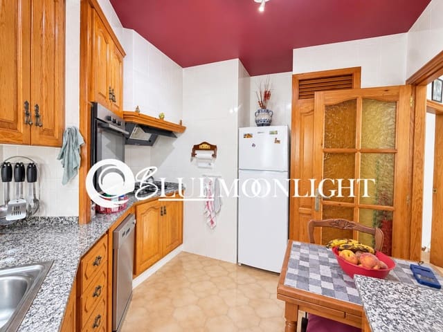 4 slaapkamer Villa te koop in Benicarló met garage - € 290.000 (Ref: 10160326)