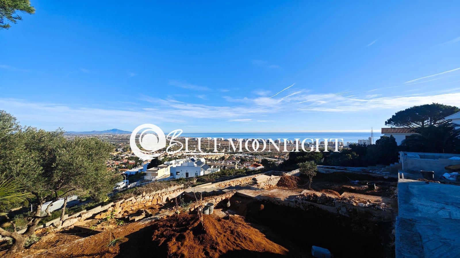 4 bedroom Villa for sale in Peniscola with garage - € 300,000 (Ref: 7719251)