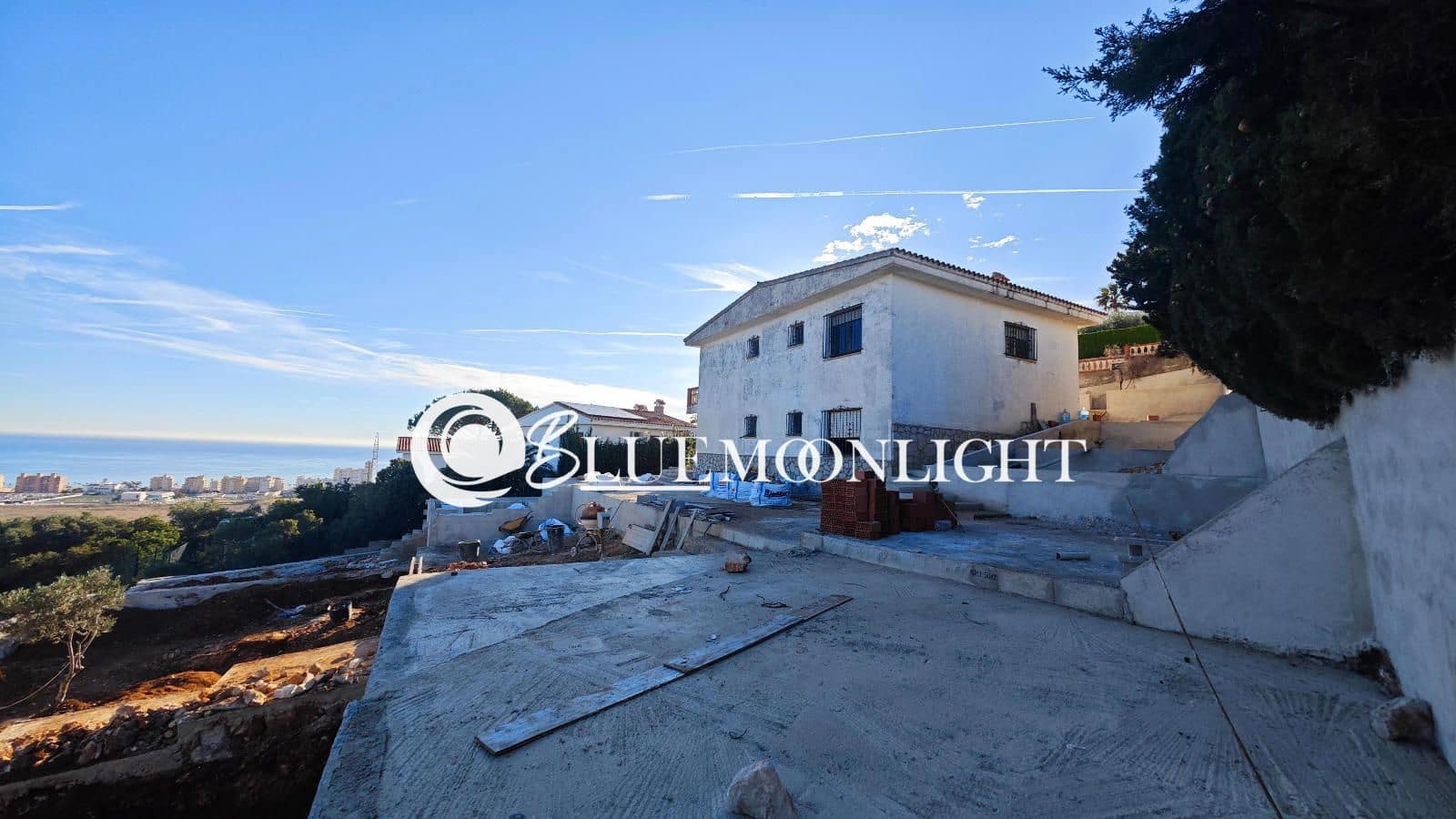 4 bedroom Villa for sale in Peniscola with garage - € 300,000 (Ref: 7719251)