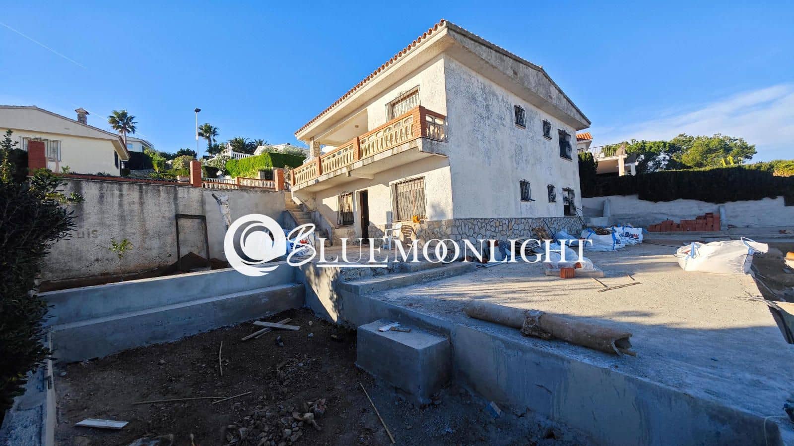 4 bedroom Villa for sale in Peniscola with garage - € 300,000 (Ref: 7719251)