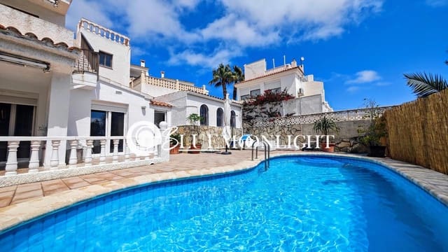 3 bedroom Townhouse for sale in Peñíscola with pool garage - € 369,000 (Ref: 8952082)
