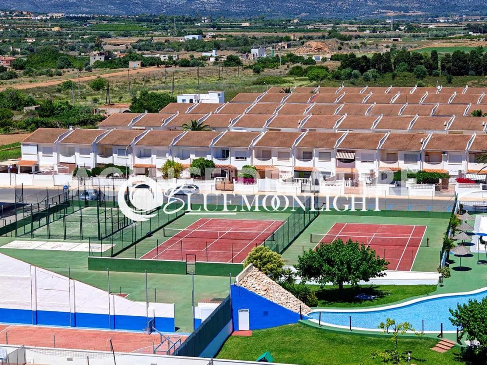 2 slaapkamer Huis te koop in Peniscola met zwembad garage - € 189.000 (Ref: 9294067)