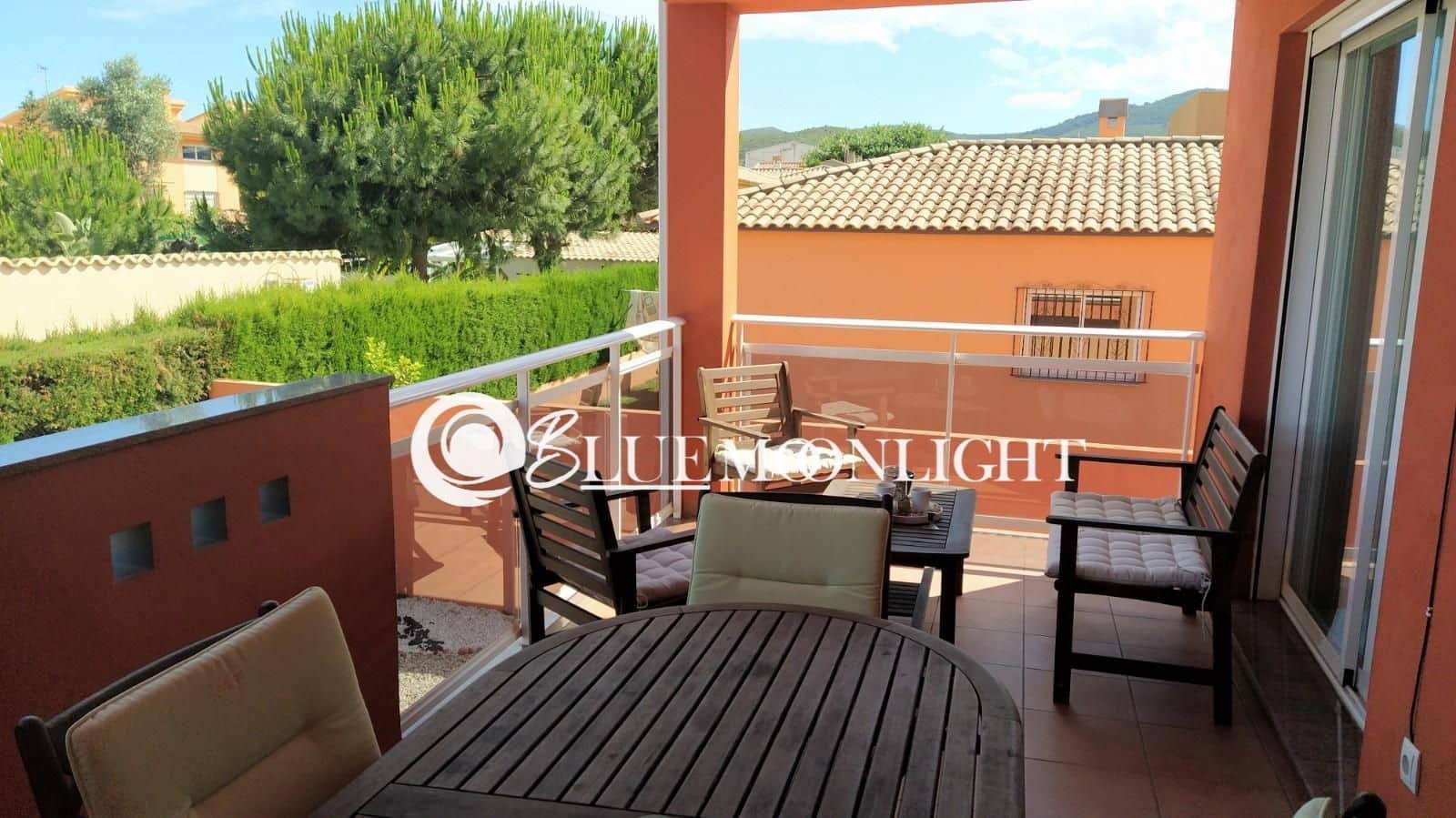 2 soveværelse Byhus til salg i Peniscola med swimmingpool garage - € 249.000 (Ref: 9378163)