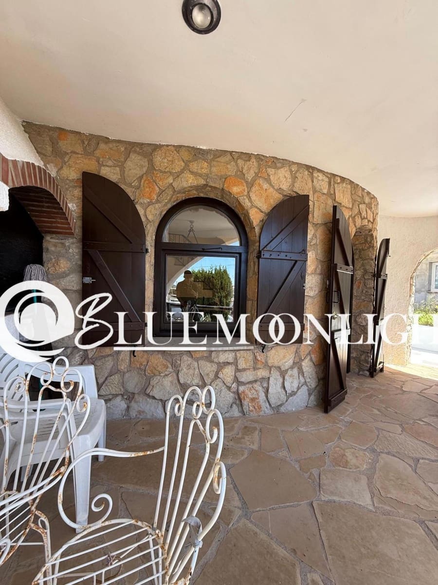 Chalet de 4 habitaciones en Peñíscola en venta con piscina garaje - 429.000 € (Ref: 9459635)