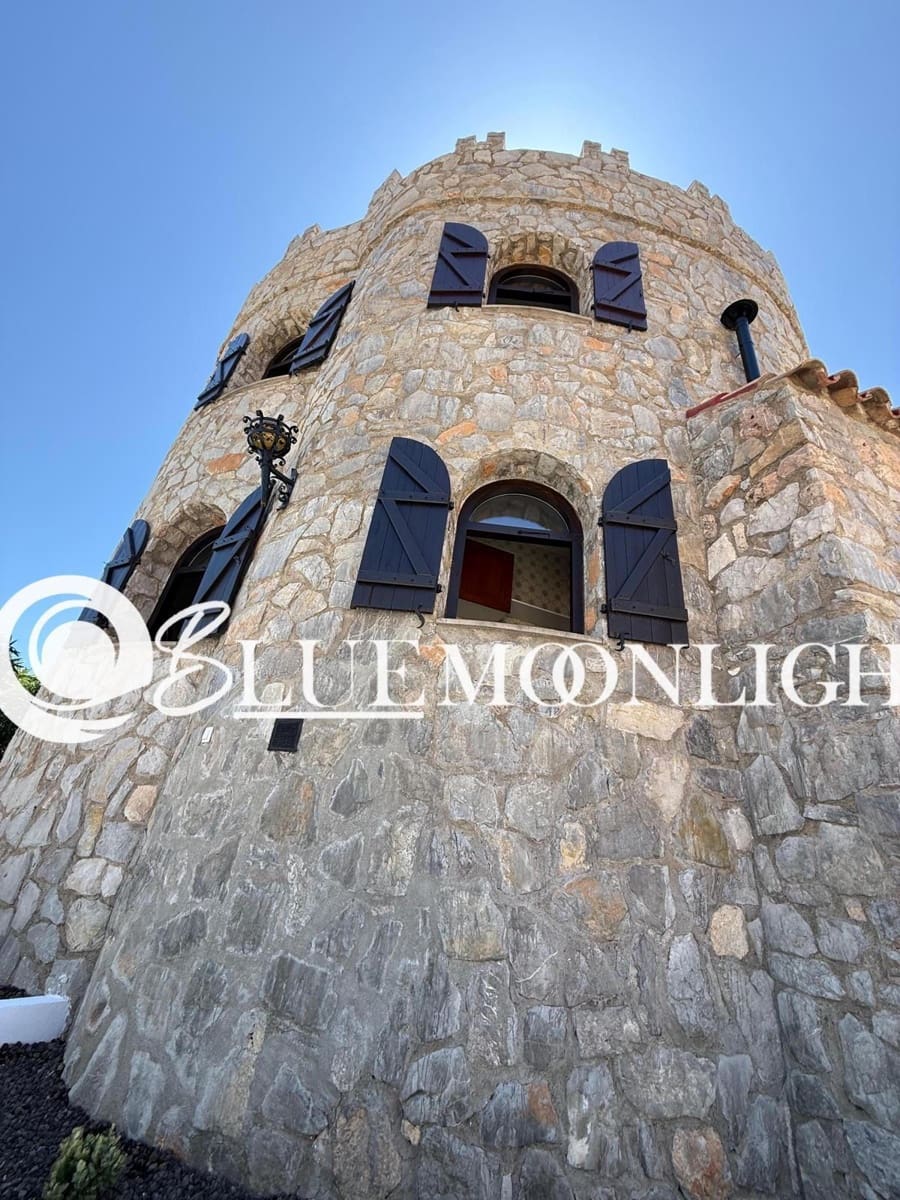 Chalet de 4 habitaciones en Peñíscola en venta con piscina garaje - 429.000 € (Ref: 9459635)