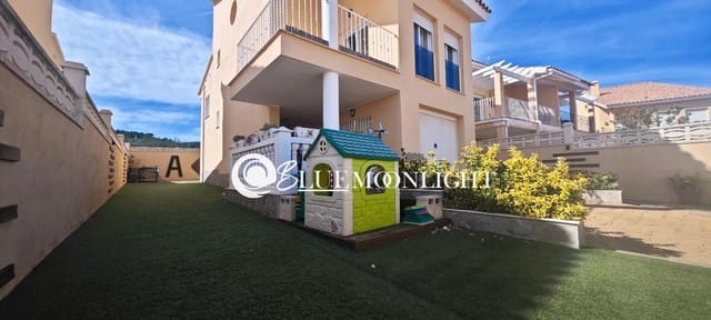 Chalet de 3 habitaciones en Peñíscola en venta con piscina garaje - 275.000 € (Ref: 9618729)