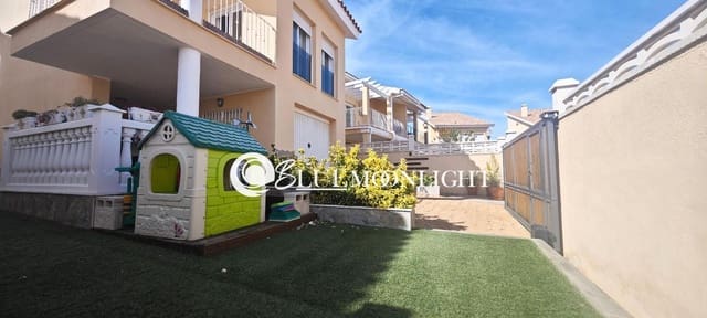 Chalet de 3 habitaciones en Peñíscola en venta con piscina garaje - 275.000 € (Ref: 9618729)
