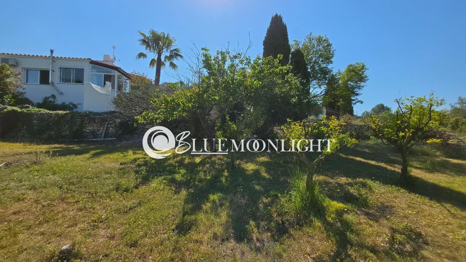 4 soverom Villa til salgs i Calig med svømmebasseng garasje - € 565 000 (Ref: 9866168)