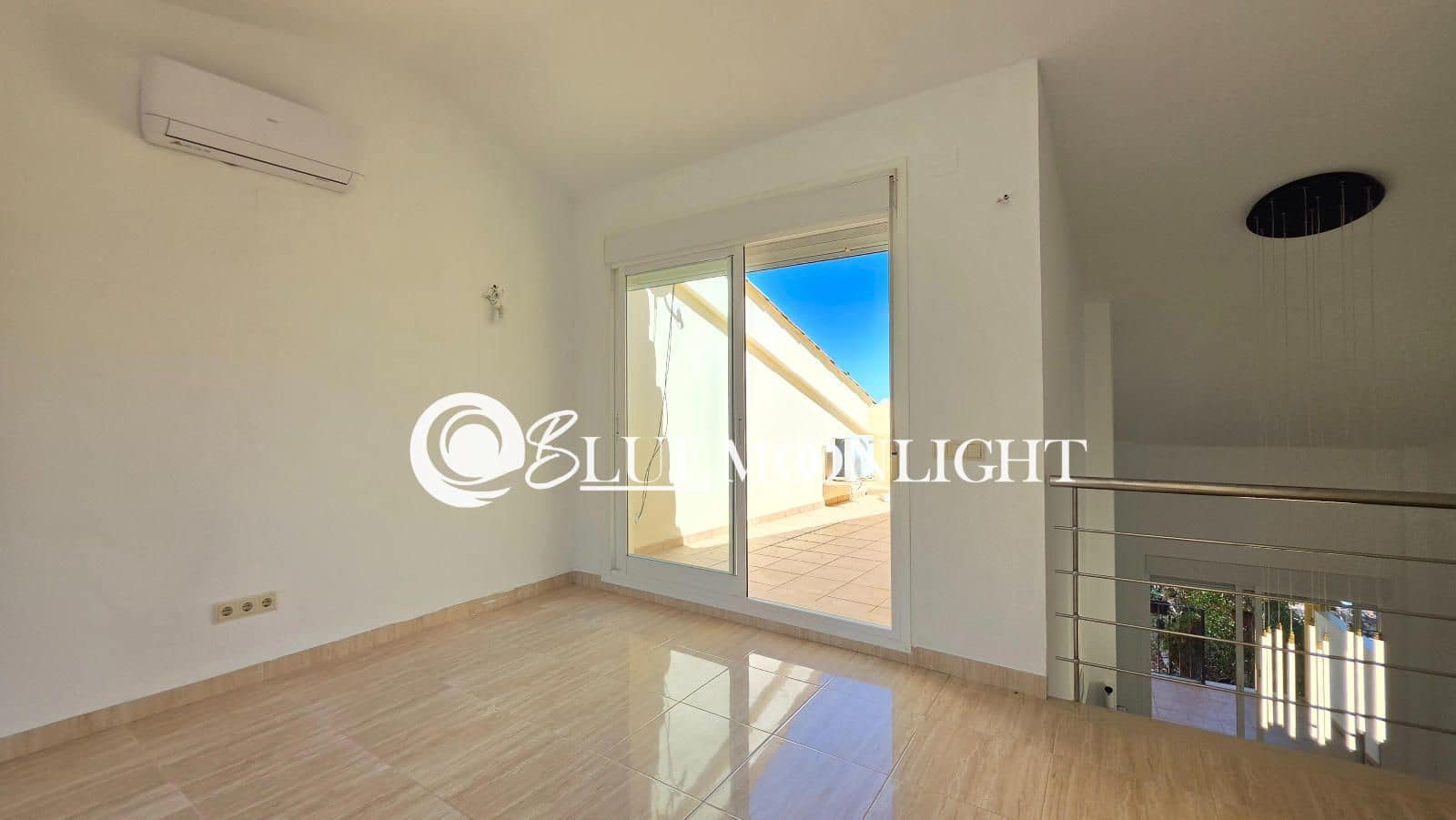 3 bedroom Townhouse for sale in Peniscola with pool garage - € 212,000 (Ref: 9971783)