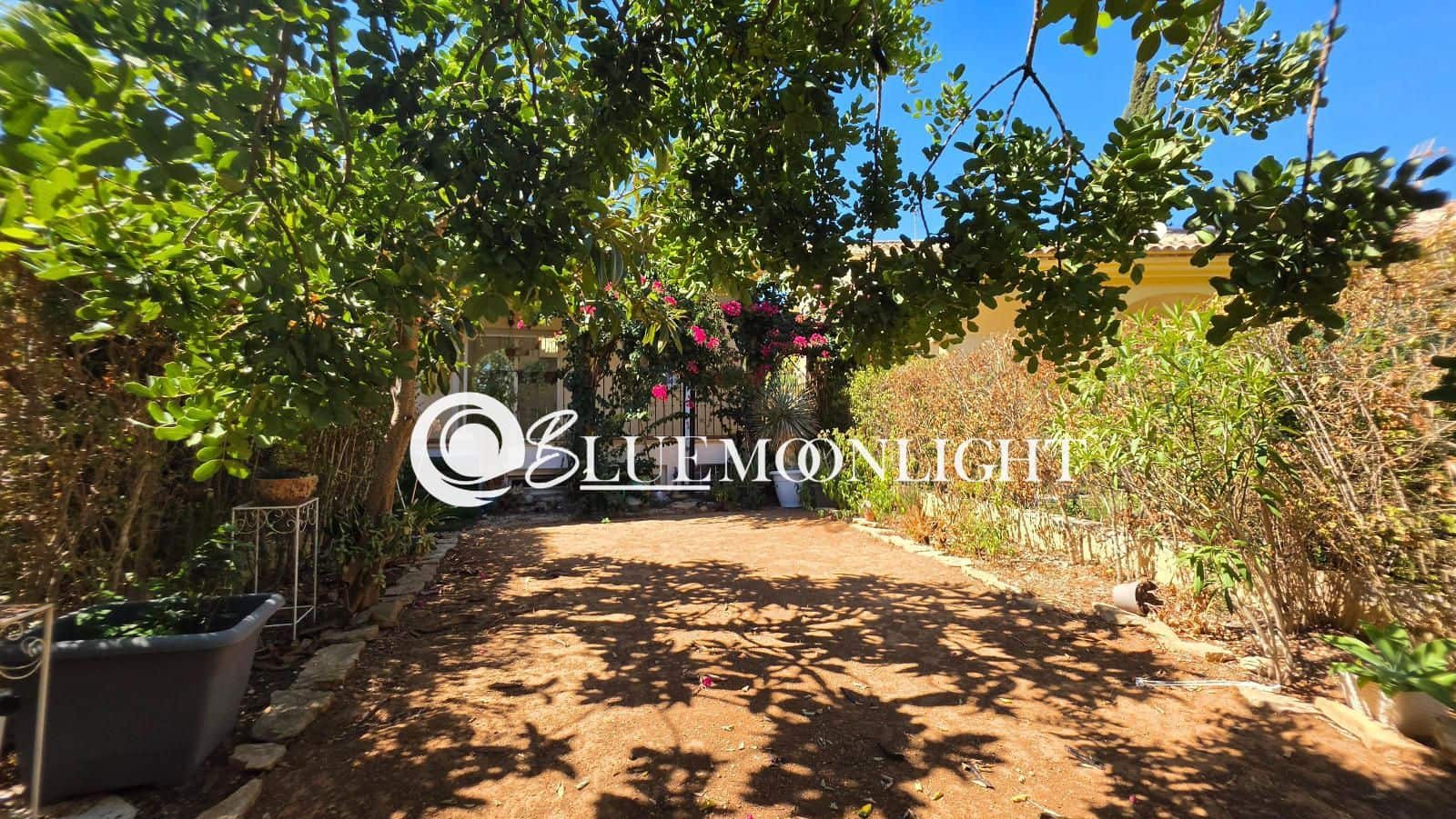 3 bedroom Townhouse for sale in Peniscola with pool garage - € 212,000 (Ref: 9971783)