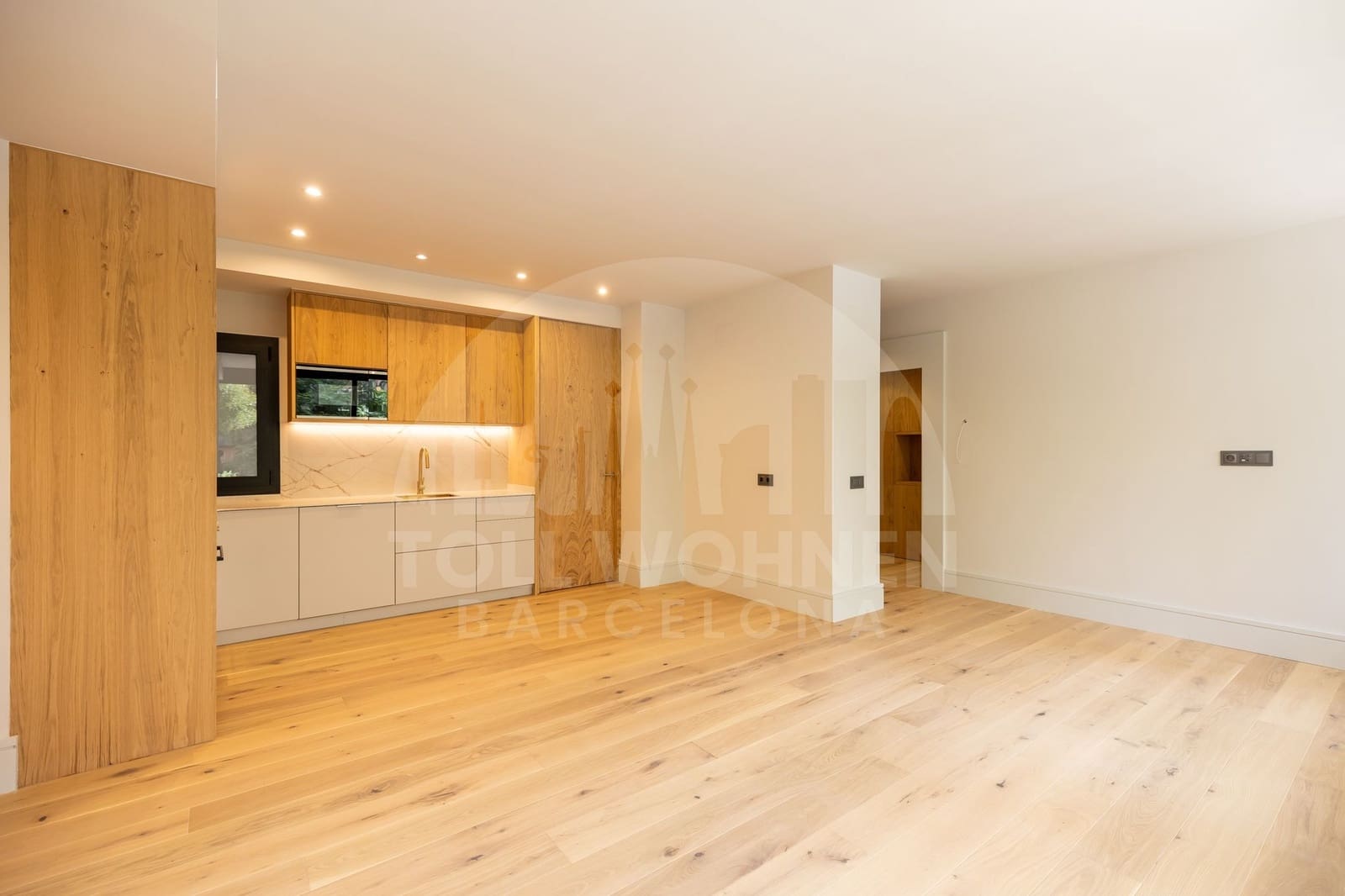3 soveværelse Lejlighed til salg i Barcelona by - € 570.000 (Ref: 10088414)