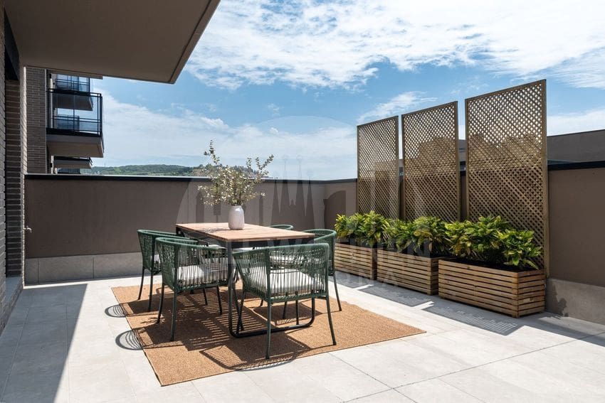 4 soveværelse Lejlighed til salg i Barcelona by med swimmingpool garage - € 694.000 (Ref: 10174716)