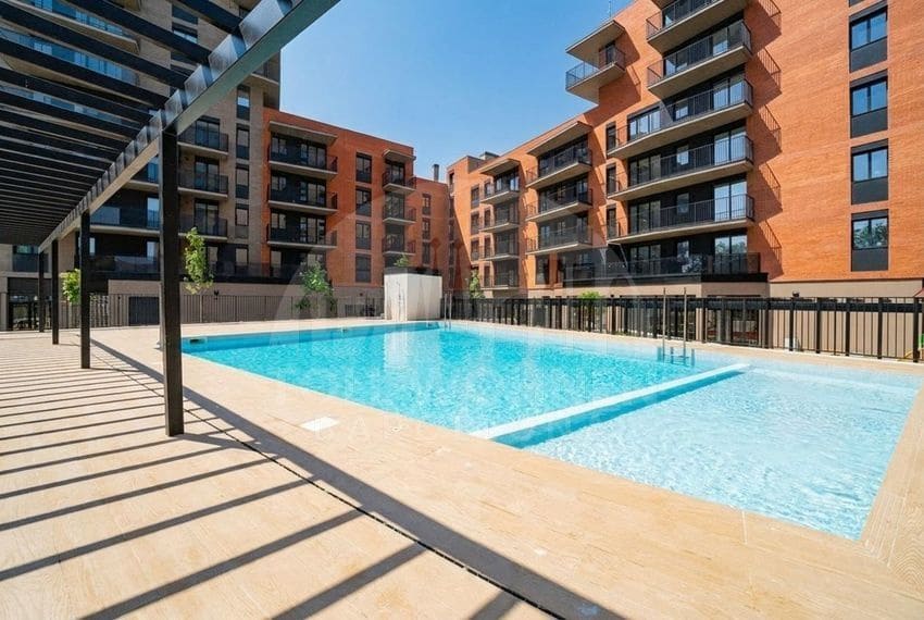 4 soveværelse Lejlighed til salg i Barcelona by med swimmingpool garage - € 694.000 (Ref: 10174716)