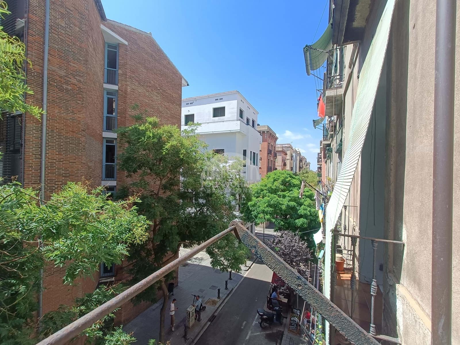 Apartamento de 3 habitaciones en Barcelona ciudad en alquiler - 1.500 € (Ref: 7735326)