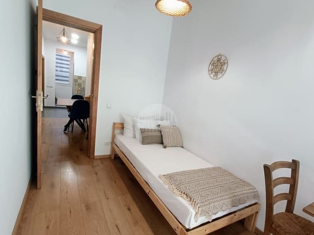 Appartement de 3 chambres à louer à Barcelone ville - 1 500 € (Ref: 7735326)