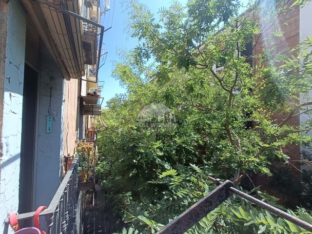 Appartement de 3 chambres à louer à Barcelone ville - 1 500 € (Ref: 7735326)