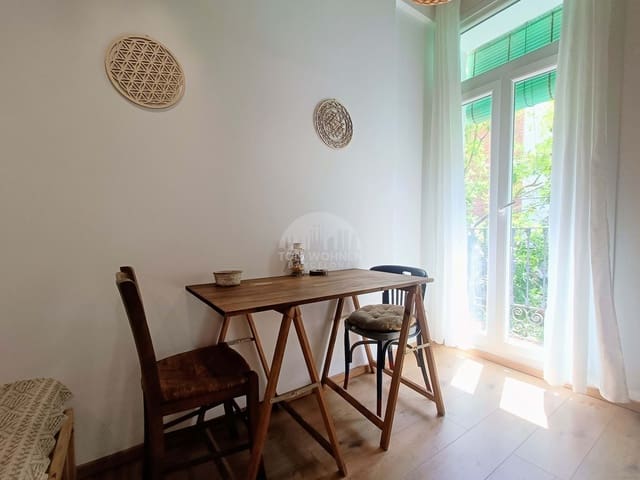 Appartement de 3 chambres à louer à Barcelone ville - 1 500 € (Ref: 7735326)