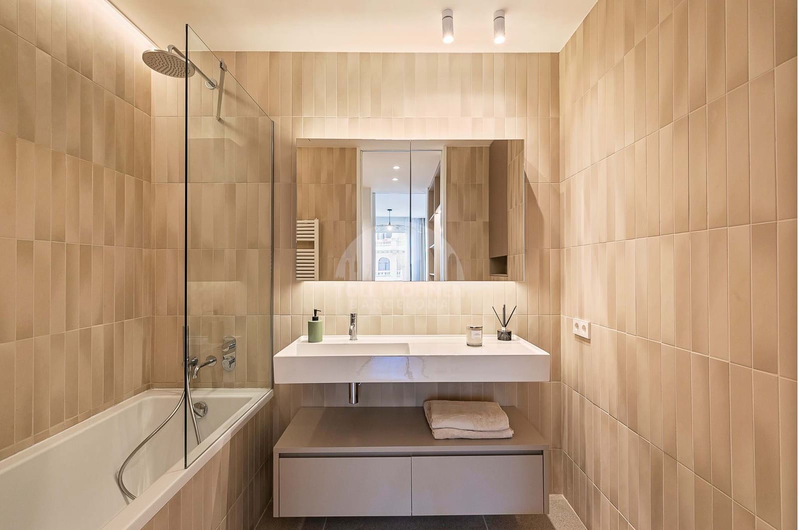 2 bedroom Apartment for sale in Barcelona city - € 1,890,000 (Ref: 8408864)