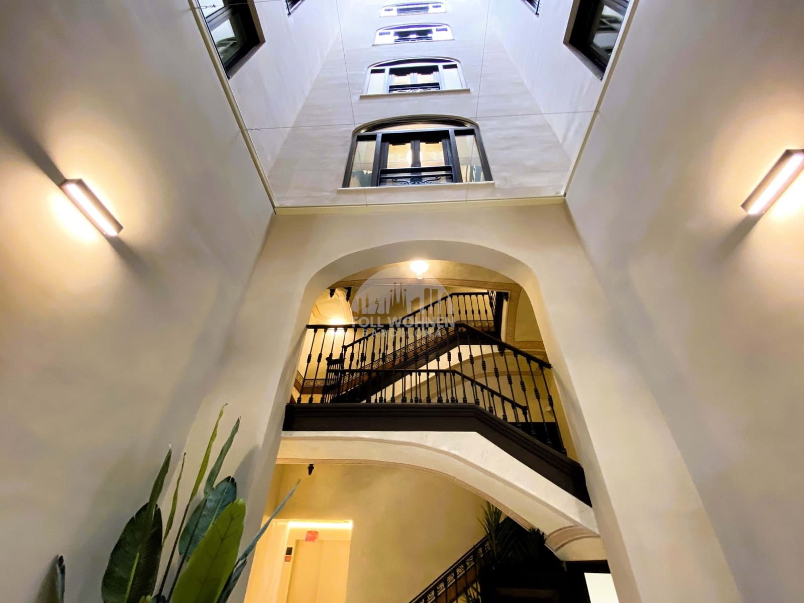 2 soveværelse Penthouse til salg i Barcelona by - € 2.390.000 (Ref: 8408866)