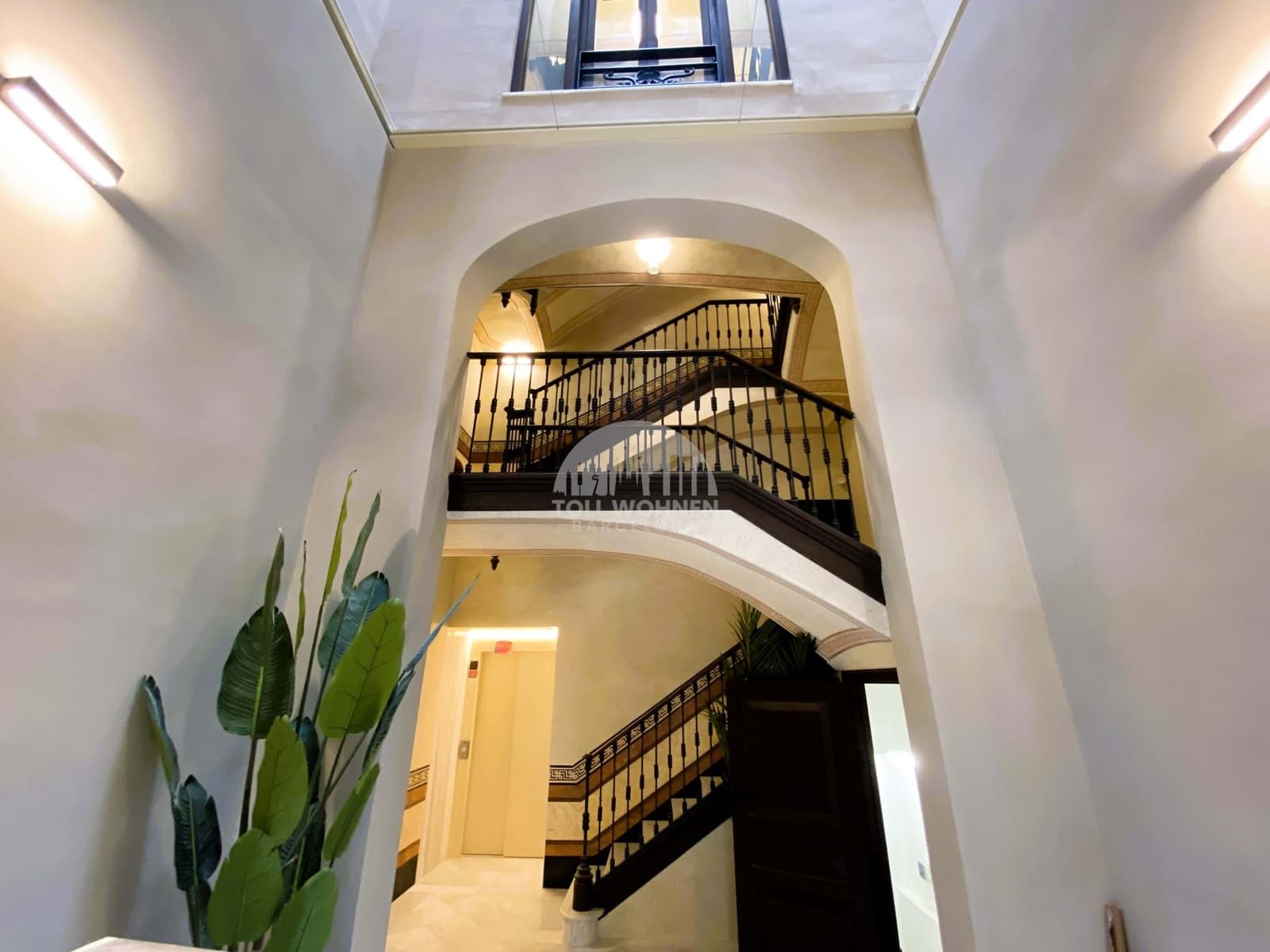 2 soveværelse Penthouse til salg i Barcelona by - € 2.390.000 (Ref: 8408866)