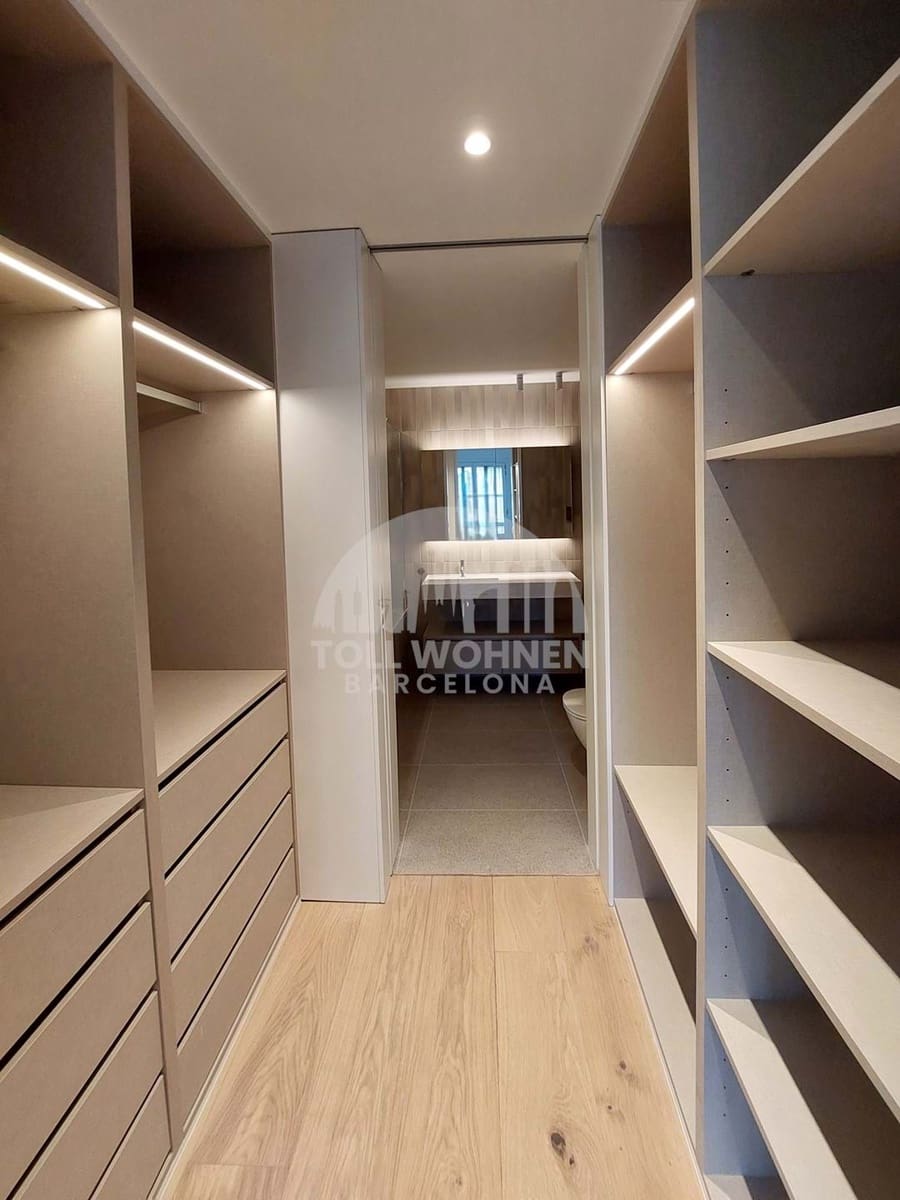 3 soveværelse Penthouse til salg i Barcelona by - € 4.800.000 (Ref: 8408867)