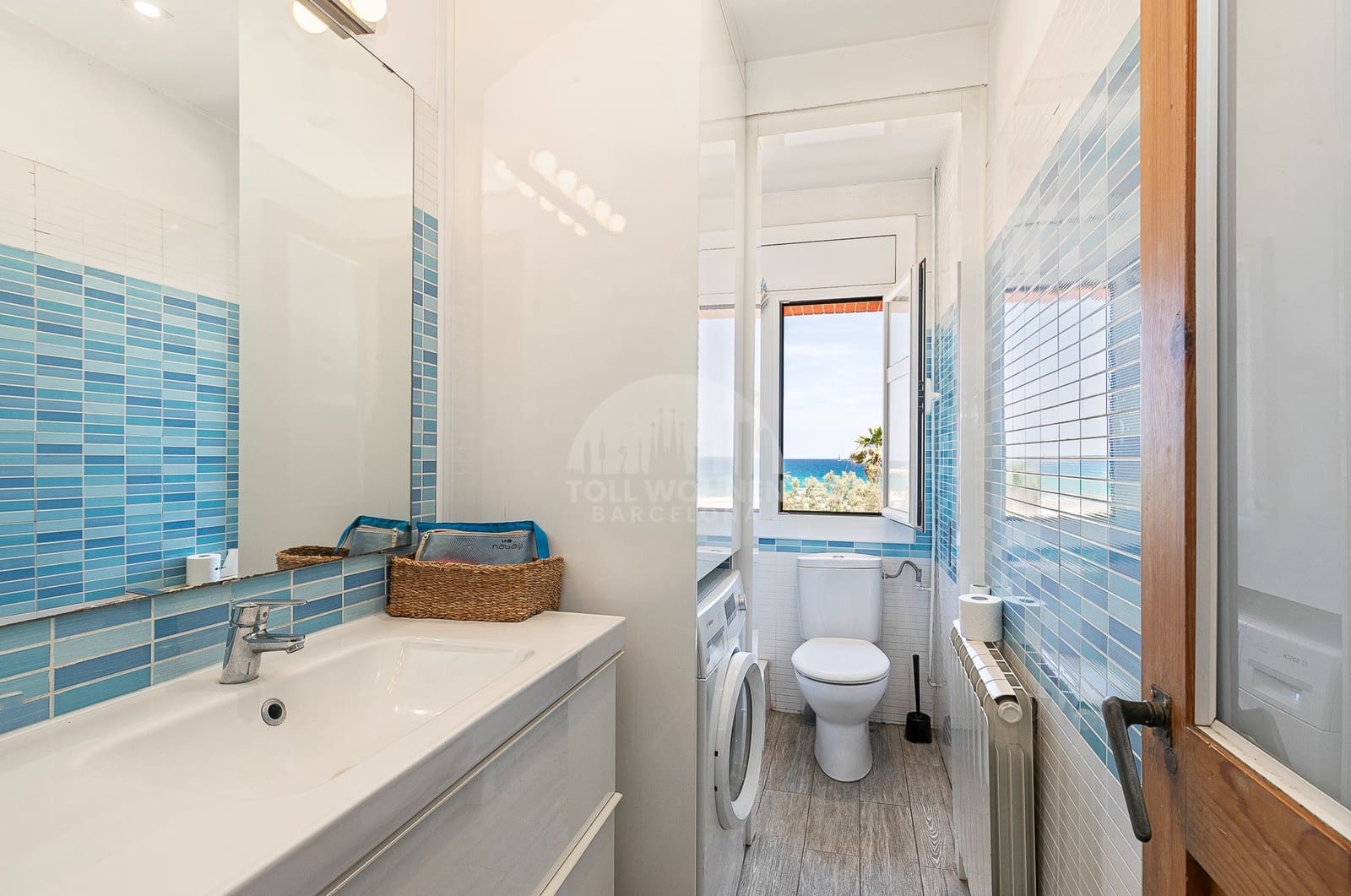 4 bedroom Apartment for sale in Barcelona city - € 1,350,000 (Ref: 8417082)