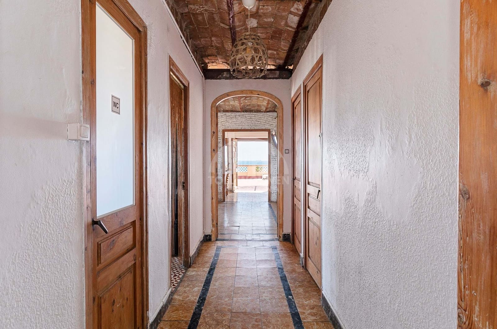 4 bedroom Apartment for sale in Barcelona city - € 1,350,000 (Ref: 8417082)