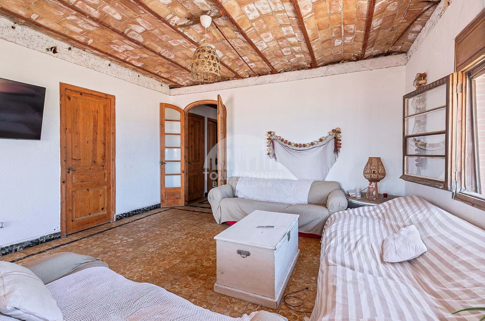 4 bedroom Apartment for sale in Barcelona city - € 1,350,000 (Ref: 8417082)