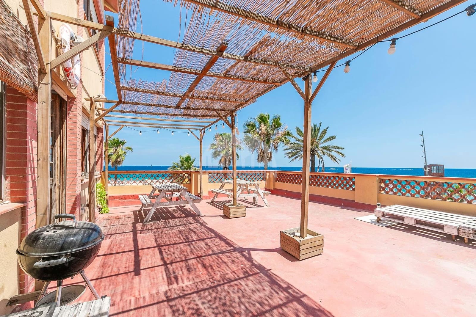 4 bedroom Apartment for sale in Barcelona city - € 1,350,000 (Ref: 8417082)