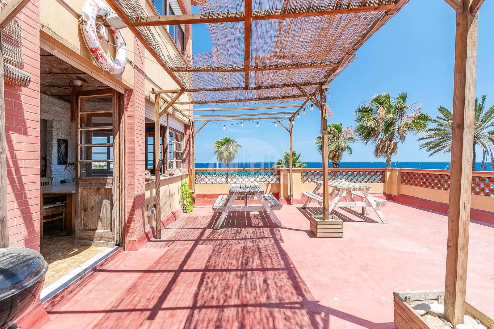 4 bedroom Apartment for sale in Barcelona city - € 1,350,000 (Ref: 8417082)