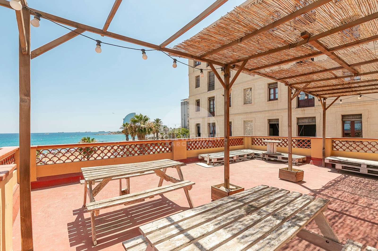 4 bedroom Apartment for sale in Barcelona city - € 1,350,000 (Ref: 8417082)