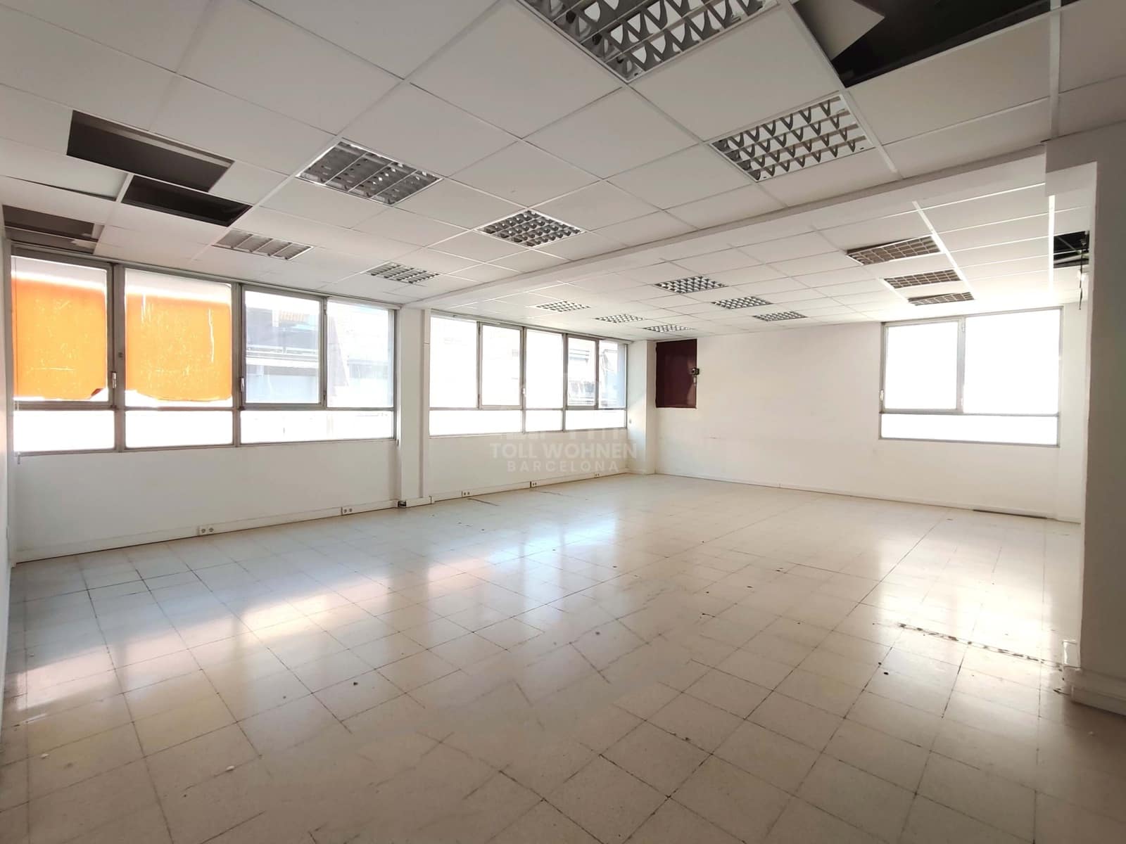 Kontor til salgs i Sant Cugat del Valles - € 550 000 (Ref: 8438171)