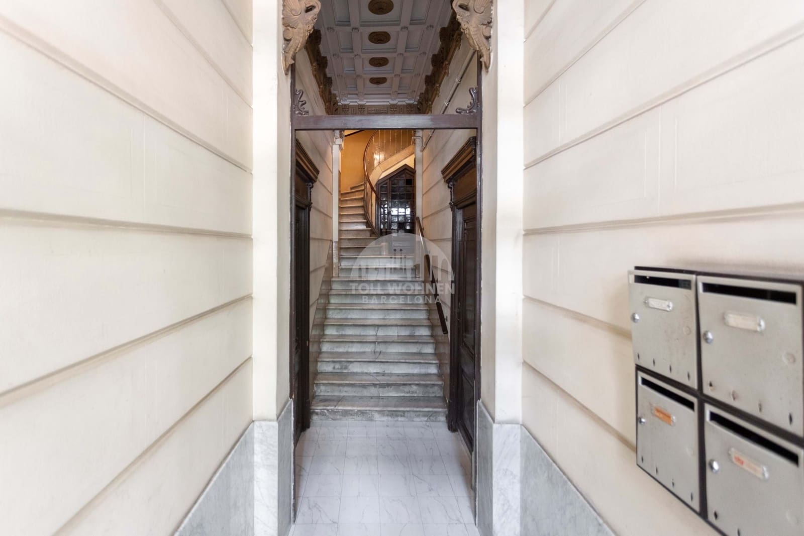 3 bedroom Apartment for sale in Barcelona city - € 720,000 (Ref: 8531045)