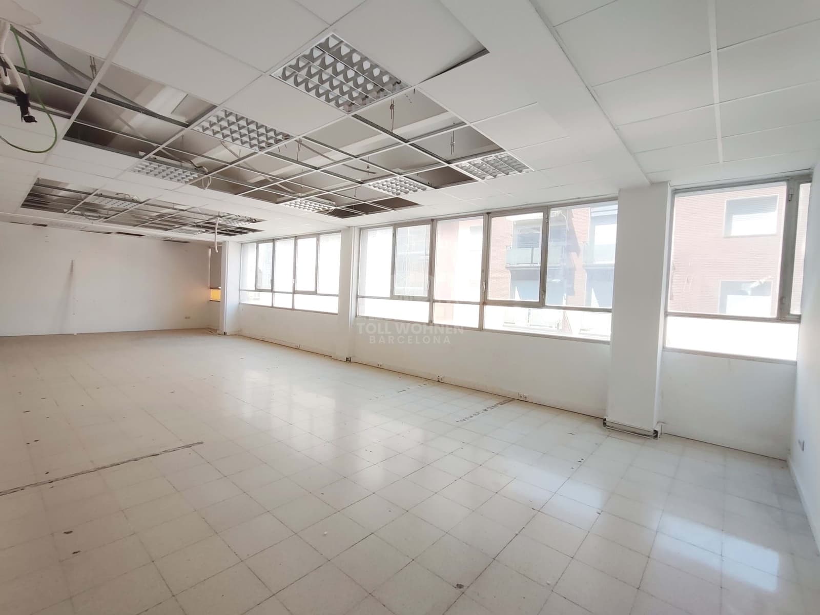 Office for rent in Sant Cugat del Valles - € 3,000 (Ref: 8541542)