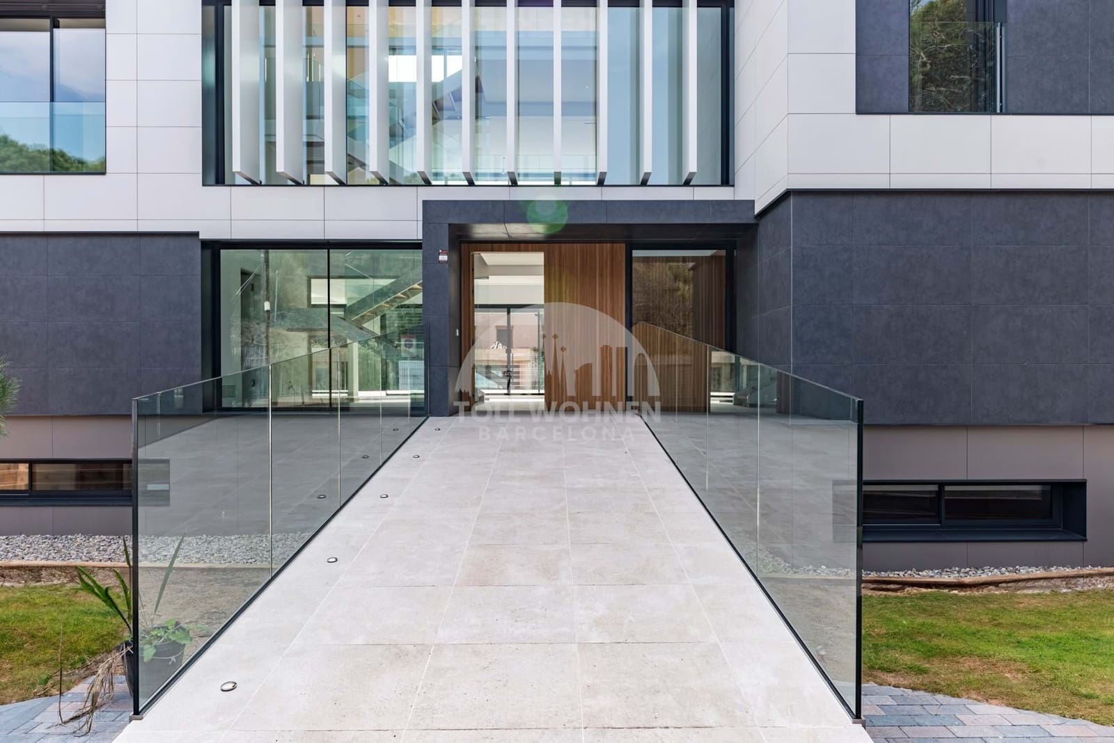 5 soveværelse Villa til salg i Gava med swimmingpool garage - € 6.000.000 (Ref: 8589814)