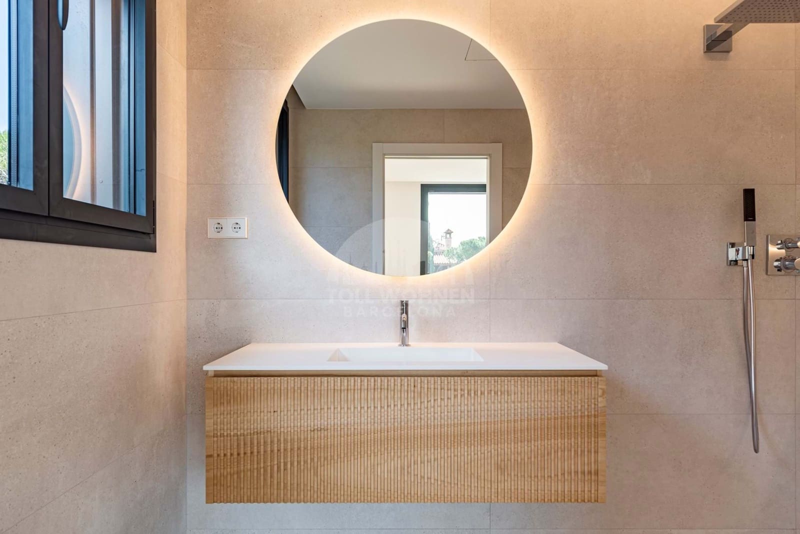 5 soveværelse Villa til salg i Gava med swimmingpool garage - € 6.000.000 (Ref: 8589814)