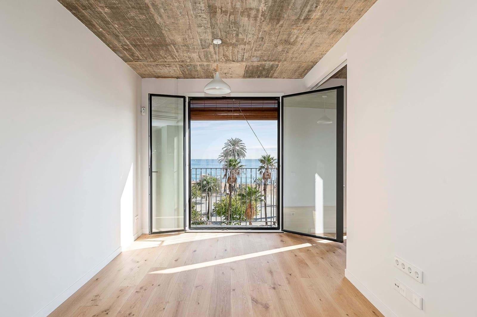 2 bedroom Apartment for rent in Barcelona city - € 2,500 (Ref: 8602864)