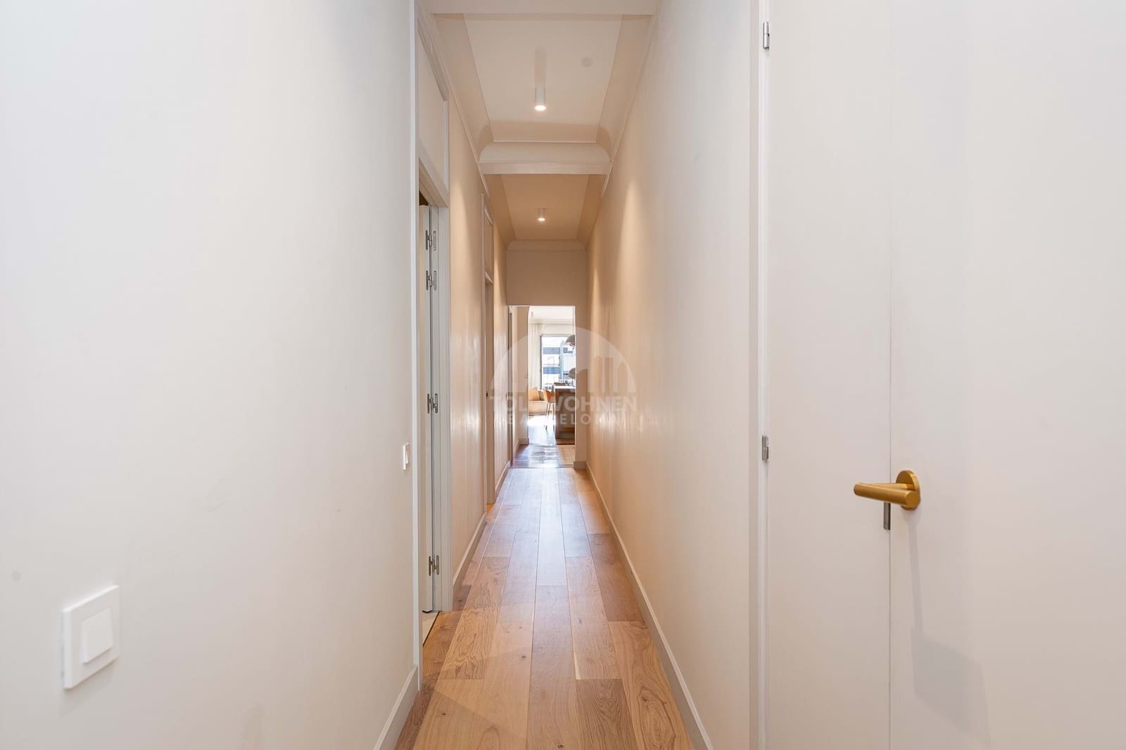 4 bedroom Apartment for sale in Barcelona city - € 1,090,000 (Ref: 8734715)