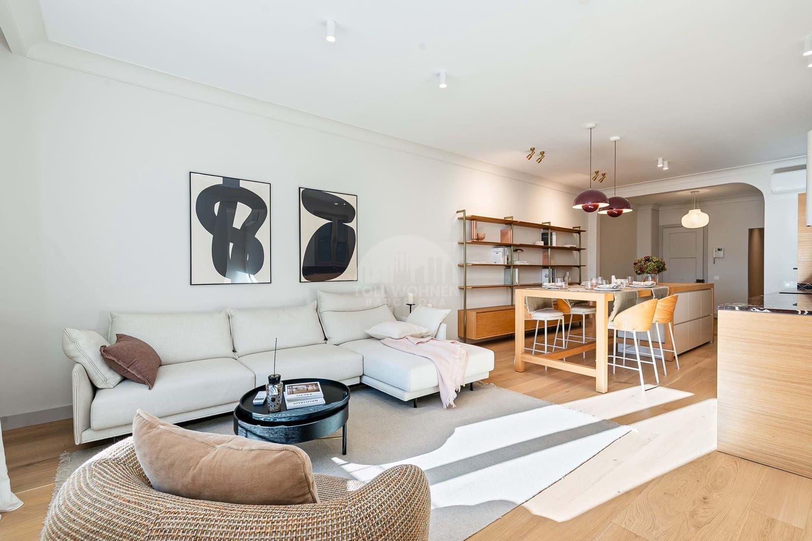 4 bedroom Apartment for sale in Barcelona city - € 1,090,000 (Ref: 8734715)